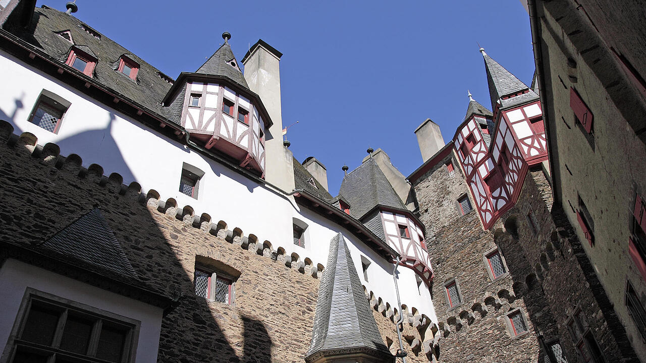 Schöne Burg