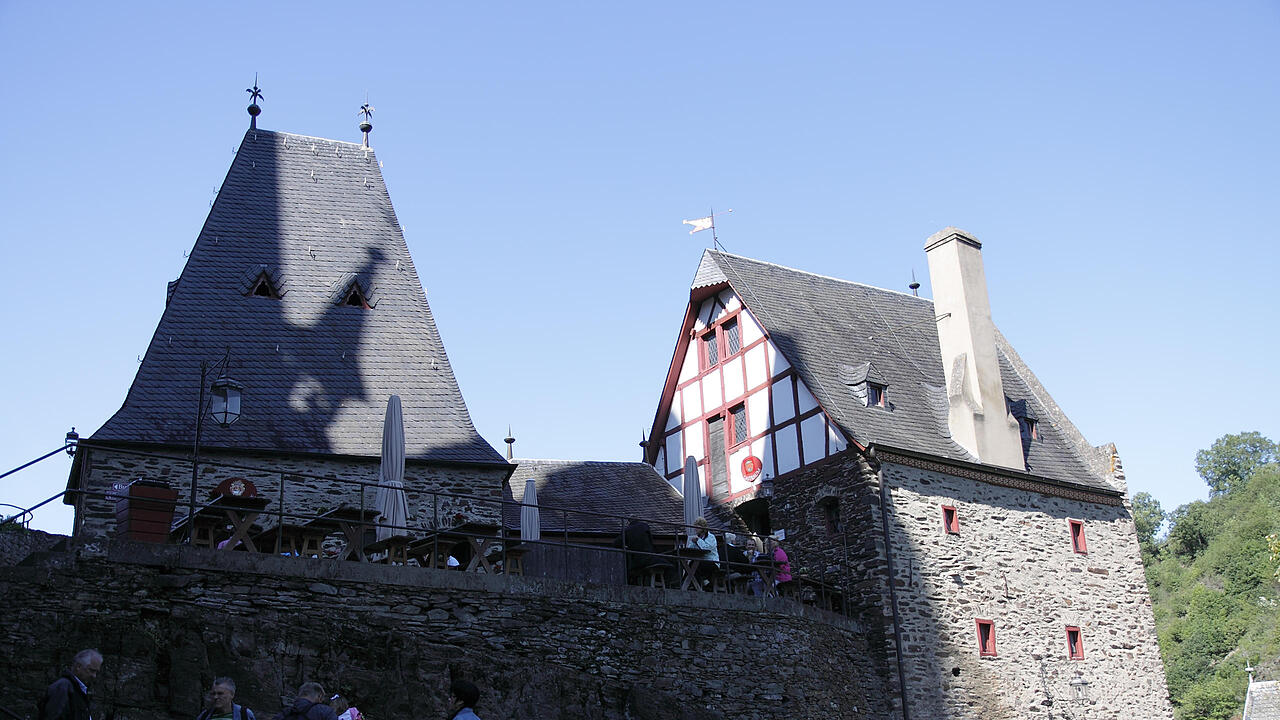 Schöne Burg