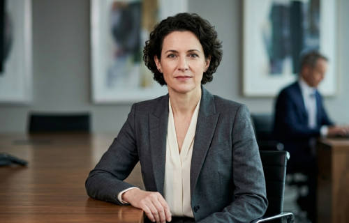 Dr. Prof. Ilse Hahn
