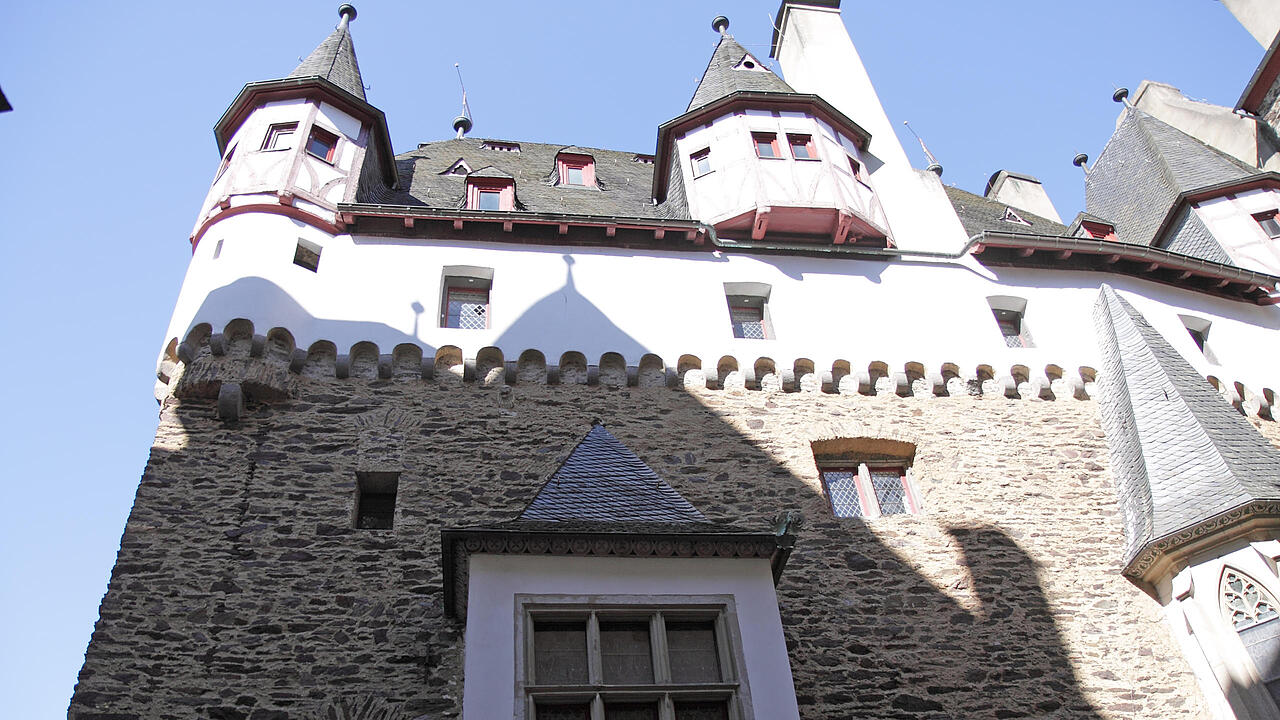 Schöne Burg